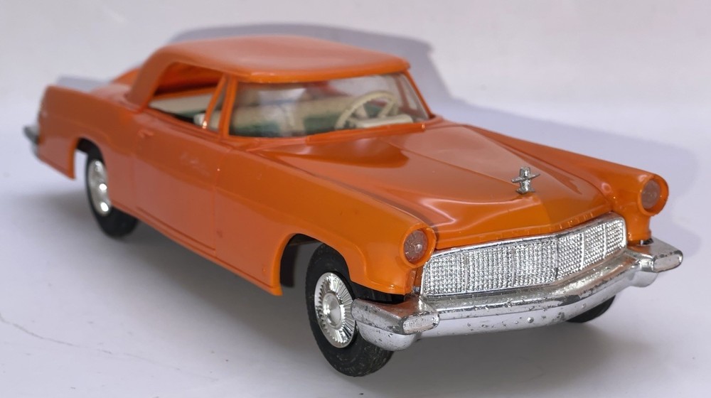 AMT TEST SHOT Promo Friction 1956 Continental Mark II 1/25 ORANGE