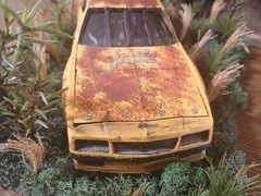 1980’S MONTE CARLO OLD RUSTY RETIRED STOCK CAR SITTIN IN FIELD DIORAMA SCENE !!