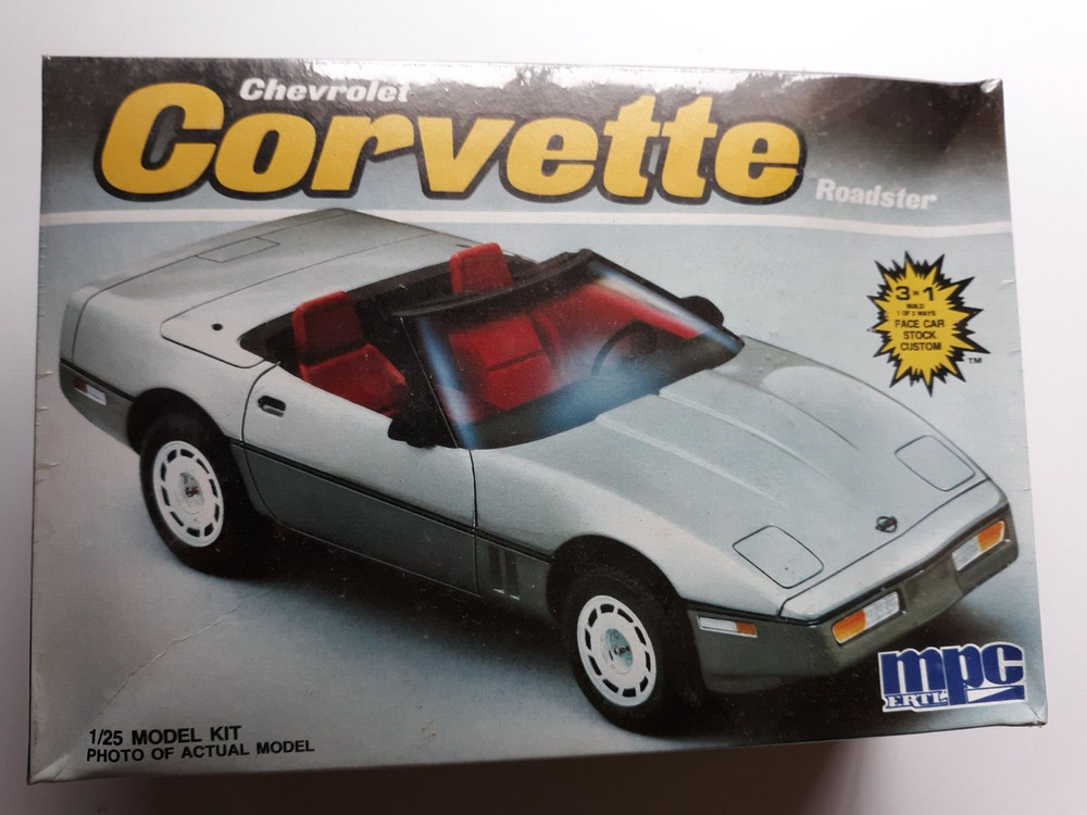 MPC 1986 Ertl 1/25 model kit Chevrolet Corvette Roadster 6213 NEW & SEALED