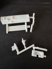 Revell 85-2569 1/25 Chevy S-10 Lowrider Parts Kit Bash Steering Column & Dash