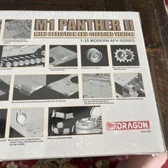 Dragon 1/35 M1 Panther II, Mine Detection and Clearing Vehicle Model Tank