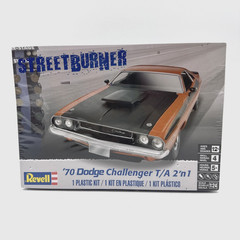 Revell 1970 Dodge Challenger T/A 2 ‘n 1 1/24 Scale Plastic Model Car Kit 85-2596