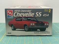 AMT Ertl 1970 Chevrolet Chevelle SS 454 Model Kit 1/25 Scale Partially Assembled