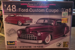 Unopened Revell 1:25 ’48 Ford Custom Coupe 3’n1 Plastic Model Kit Skill 3