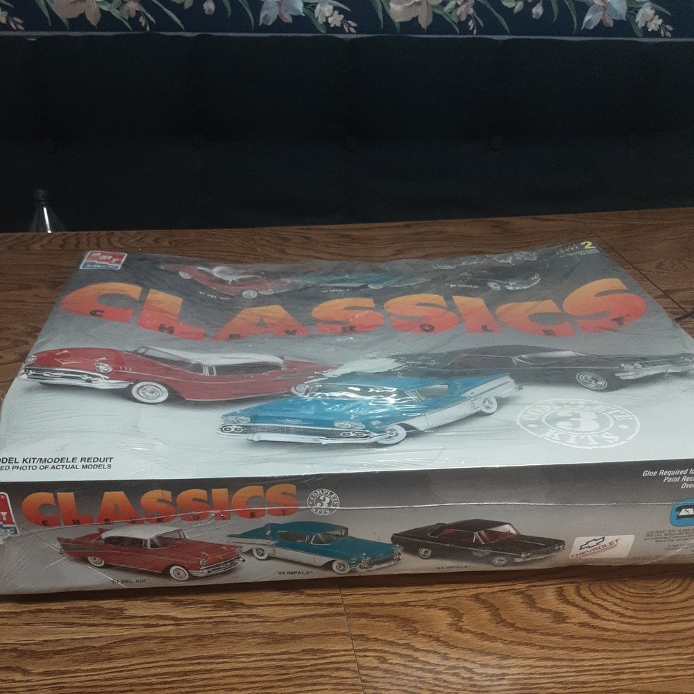 AMT/ERTL 3 Pack Model Kit Classic Chevrolet 1:25 8099