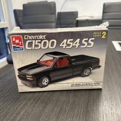 AMT ERTL Chevrolet C1500 454 SS. 1:25. 6032 Sealed