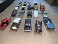 VINTAGE SALVAGE LOT OF 20 MODEL CARS PARTS OR RESTORE W/ Parts Pile BROKEN READ!