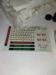 AMT Ghostbusters Ecto-1a Movie Car Model Kit 1:25 Scale
