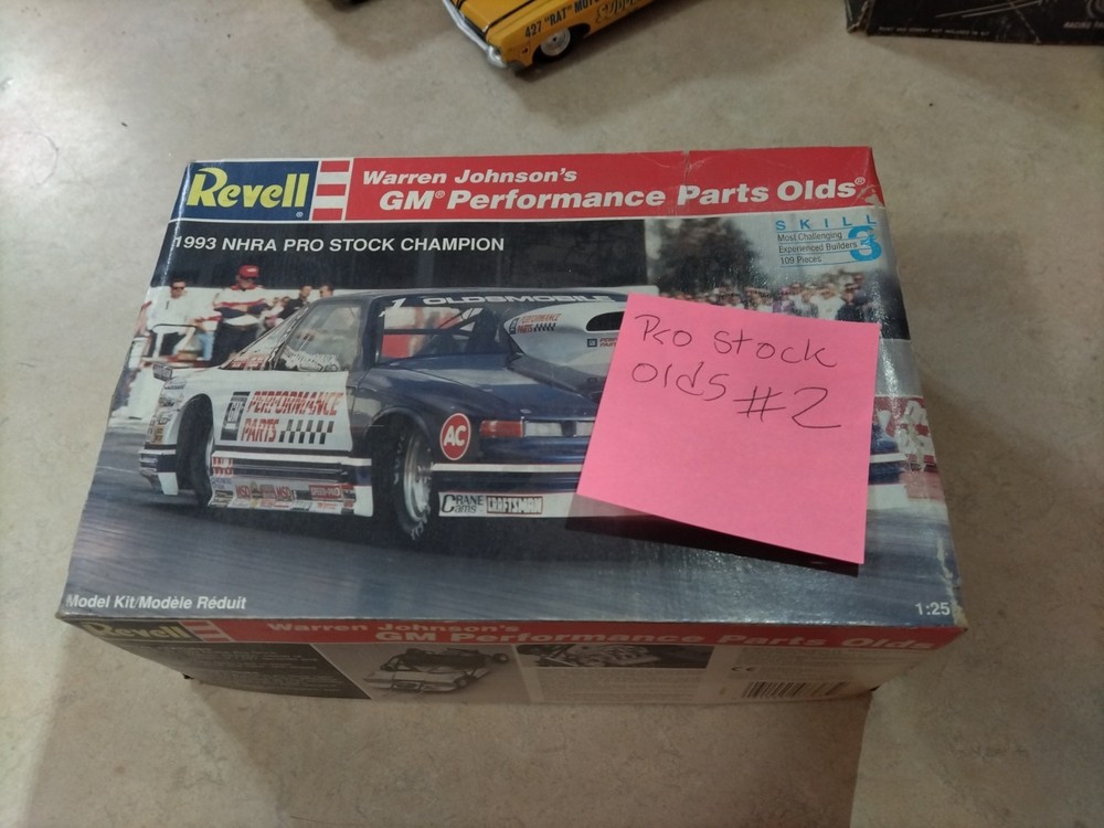 Revell GM Performance Olds Pro Stock Car 1/25 (Incomplete Model Kit) Lot 2