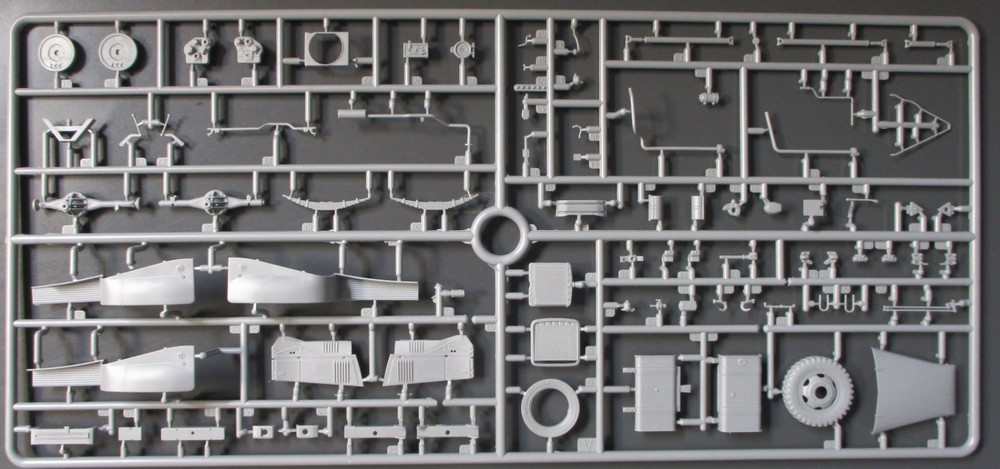 Miniart 1/35th Scale US Tow Truck G506 – Parts Tree A from Kit No. 38061