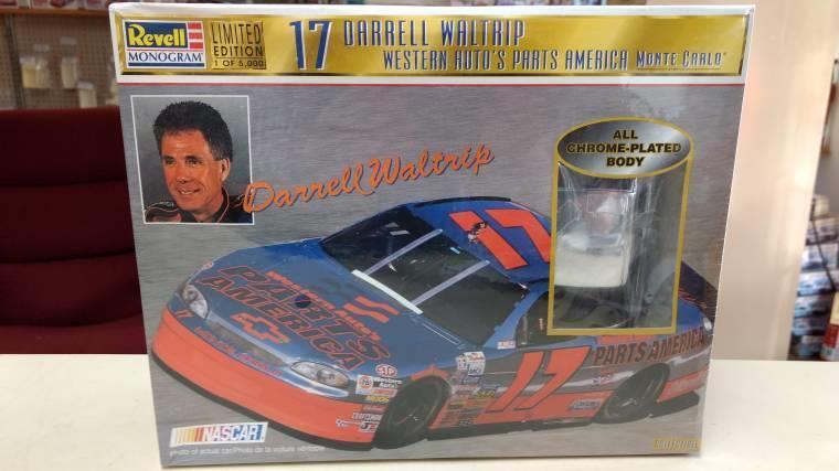 Revell Monogram4112 17 Darrell Waltrip Western Auto’s Parts America Monte Carlo