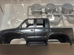 TOYOTA HILUX AOSHIMA 1/32 MULTI 4WD motorize　Plastic model kit