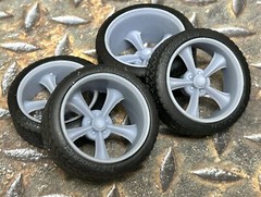 1/24 Scale: 21/20 Inch “Ridler 605” Wheels With Wide Rear Street Tires