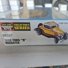 Hobby Kits 1/32 1932 Ford “B” Roadster Model Kit Factory Sealed 11