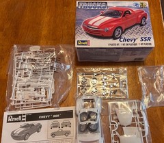 Revell Chevy SSR 1:25 Scale Model Truck Kit