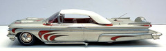 AMT 1:25 1960 Pontiac Bonneville Convertible Klaver Collection Built Model
