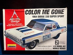 1/25 LINDBERG COLOR ME GONE 1964 DODGE 330 S/S RED MODEL CAR KIT OPEN READ UT