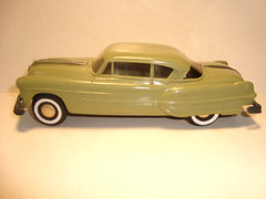 AMT 1953 Pontiac Chieftain 2 DR Sedan Dealer Promo Model Car