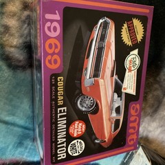 AMT 1969 COUGAR ELIMINATOR 1/25 SCALE MODEL KIT (molded in white)