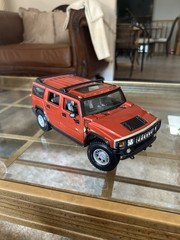 Vintage Maisto Orange Hummer Figurine “Avon” 1/24 diecast Collectible Rare