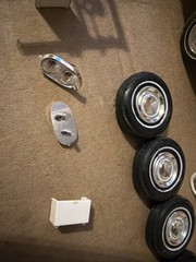 JoHan 1/25 1962 Chrysler 300 Hardtop molded in WHITE USA Oldies Needs Finishing