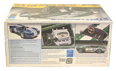 Revell Shelby Cobra 427 S/C 1:24 StreetBurner Model Car Kit 85-2828 New