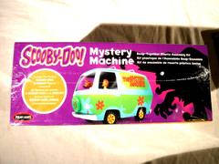 1/25 Polar Lights Scooby Doo Mystery Machine Pre-Painted Figures Shaggy & Scooby