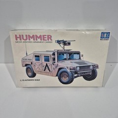 LEE 1/35 Authentic Scale Hummer M1025 Armored Armament Carrier – Model Kit