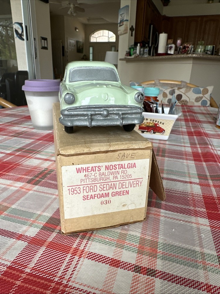 Wheats Nostalgia Memory Lane 1953 Ford Sedan Delivery Promo 1/25 Dealer Promo