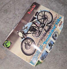 Protar 1:9 Scale Model Kit 927 Bianchi Freccia Celeste 350cc Motorcycle
