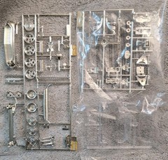AMT 1957 Chevy Hard Top 1:25 Scale Model Kit 31798 Open Box