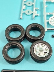 Revell AMT Ertl Monogram MPC 1/25 Model Part Ford Taurus SHO Wheels & Tires