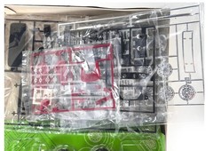 LS Motorize Kit C2001 1/16 Morgan Plus 8 plastic model Kit Sealed Baggies