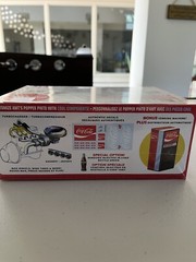 AMT Popper 1977 Ford Pinto with Coca Cola Coke Machine 1/25 Scale Model Kit NEW
