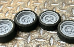 Resin 21/20 Inch: “Steelie” Model car Wheels/Tires 1/24 1/25 scale