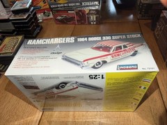Lindberg 1:25 1964 Dodge 330 Super Stock Ramcharger Factory Sealed Model Kit