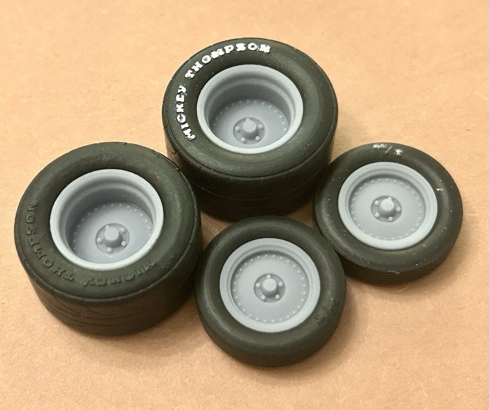 1/24 Scale: 17/15-inch “Centerline Drag” Wheels W/Cheater Slicks; Resin