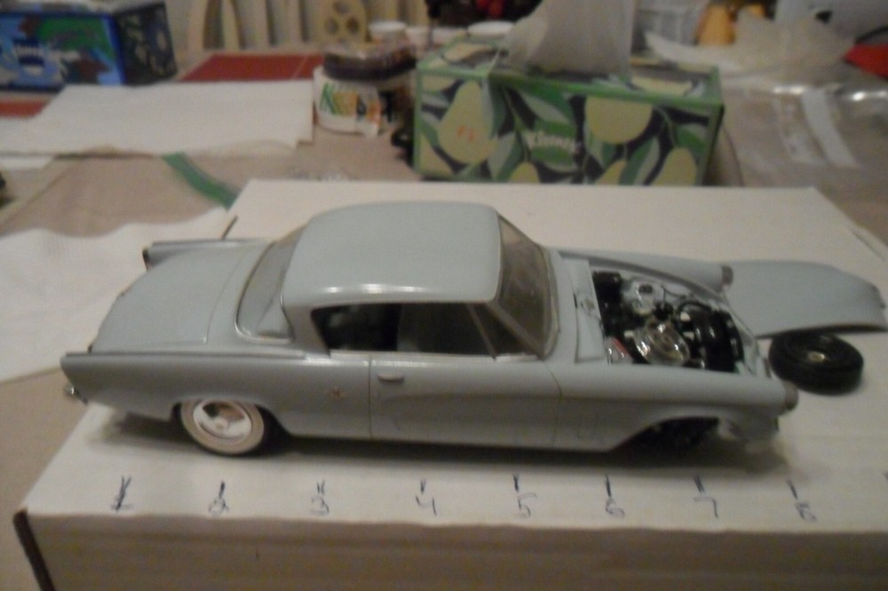 VINTAGE MODEL CAR LOT OF1 PARTS CAR lot 120