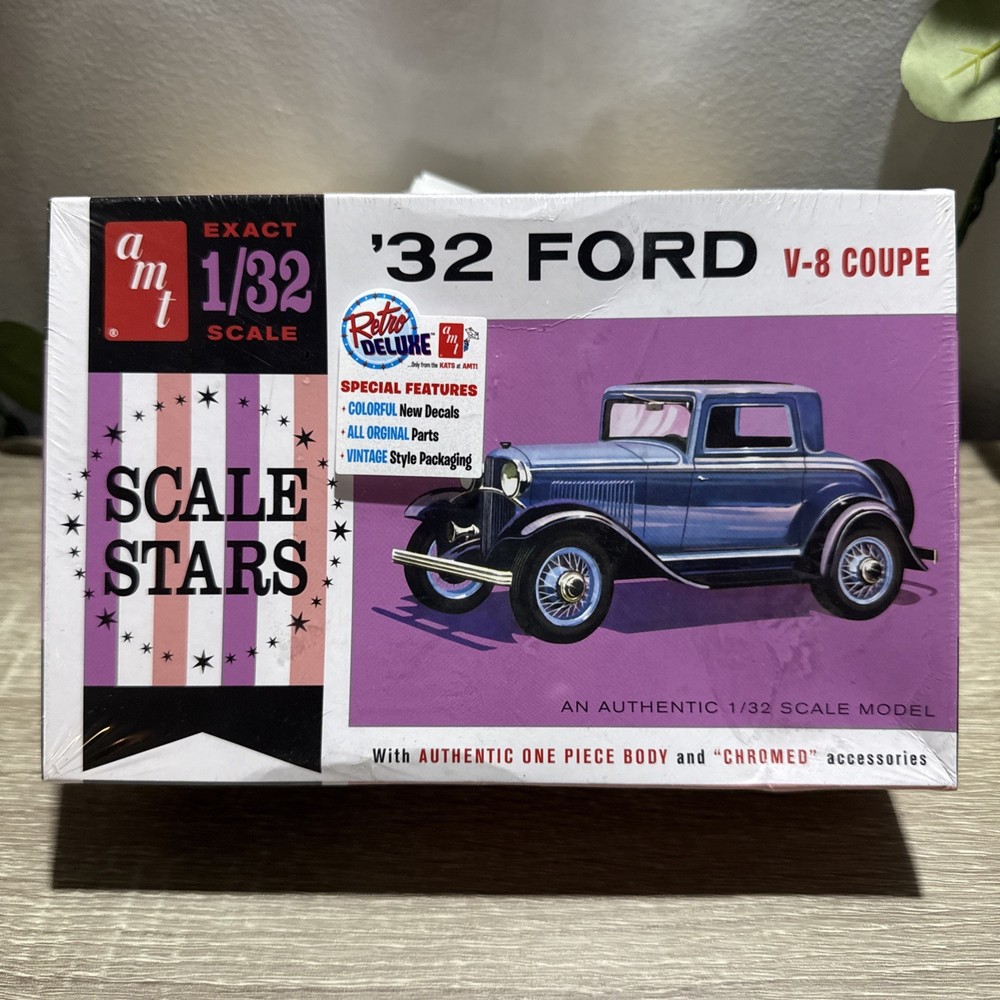 AMT ’32 Ford V-8 Coupe Scale Stars 1:32 Scale Model Kit AMT 1181/12 NIB