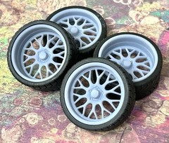 1/24 Scale: 24-Inch “Raceline Legacy” Wheels And Tires; Resin;1/25