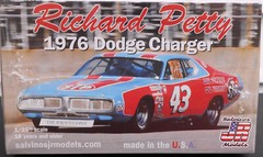 SALVINOS #43 STP RICHARD PETTY 1976 DODGE CHARGER NASCAR STOCK CAR KIT – 1/25