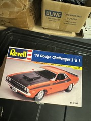1999 Revell Monogram ’70 Dodge Challenger 2 ‘n 1 # 85-2596