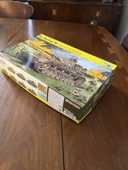 NOS Dragon 1/35 Scale Pz.Kpfw.IV Ausf.F2 G – Smart Kit Not Sealed Box Has Wear
