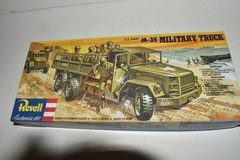 Revell 1:40 #H537-129 US Army M-35 Military Truck -NEW (JBV5)