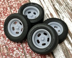 1/24 Scale: 15-inch “Five 5 Slot Mags” Resin Wheels W/ Wide Rear Tires
