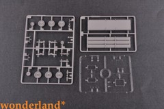 Trumpeter 1/35 01047 M270/A1 Multiple Launch Rocket System Finland/Netherlands