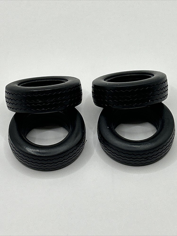 1970-1/2 Chevy Camaro Z28 AMT Tires X 4 Model Parts 1:25 New