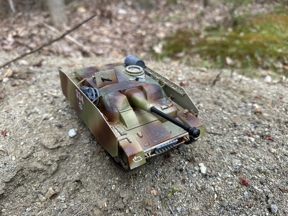 1/35 BUILT STURMGESCHUTZ IV WITH CONCRETE ARMOR-WELL BUILT READY TO DISPLAY.