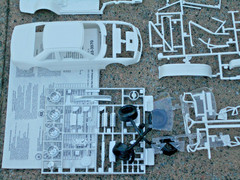 DONOR 1993-1994 NASCAR CHEVROLET LUMINA STOCK CAR KIT – WHITE – MONOGRAM 1/24
