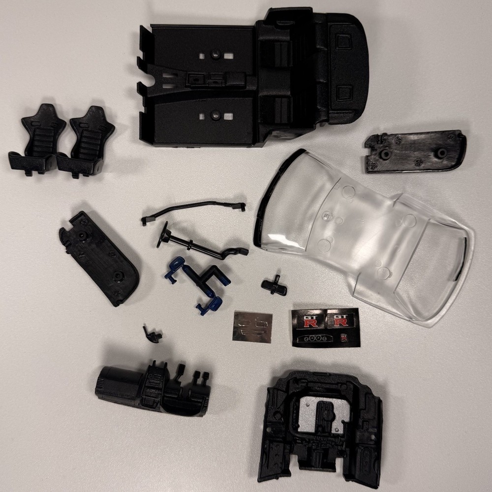 2002 Nissan Skyline GT-R 1:24 Model Kit Parts Donor Incomplete Silver Series